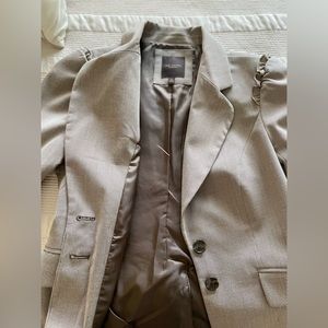 The LIMITED Collection Women’s Blazer Tan  Size Small
